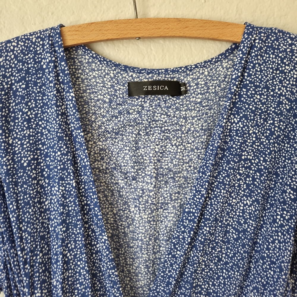 Zesica Wrap Fuffler Midi Dress Womens M Blue/White Floral Short Sleeve VNeck - Picture 4 of 16